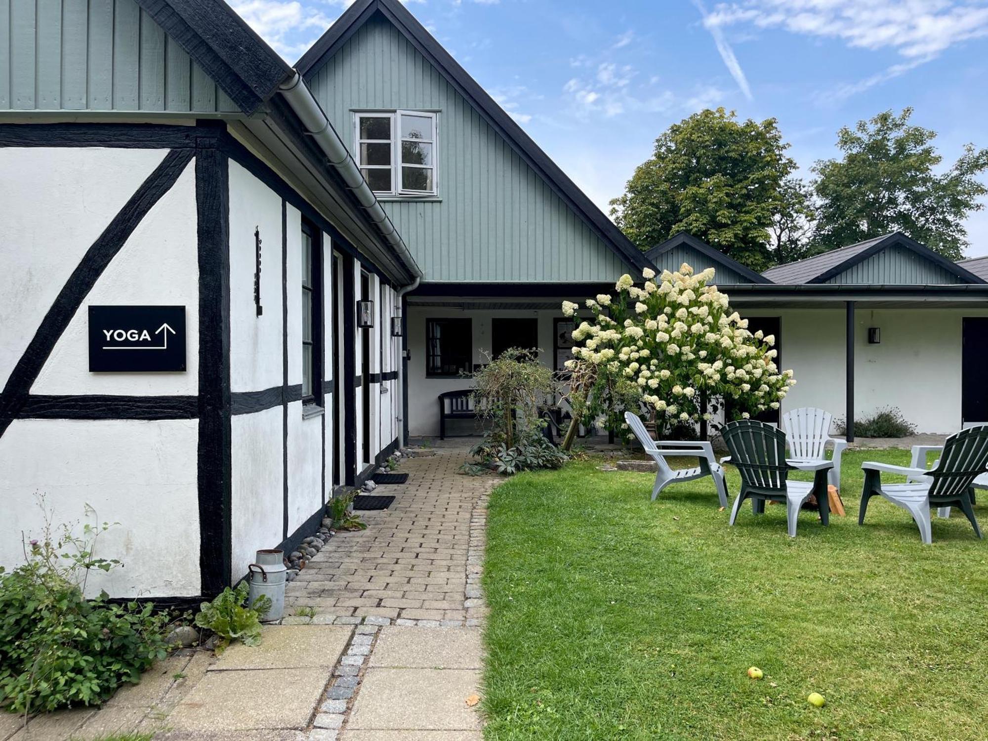 Kirsebaerkroen - The Inn Between Præstø Zewnętrze zdjęcie